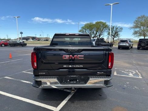 Used 2024 GMC Sierra 1500 SLT AWD/4WD image 7