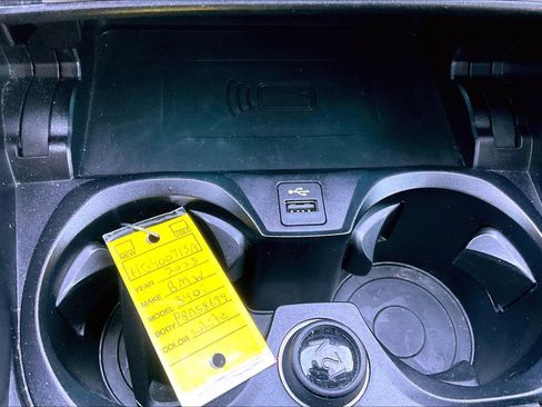 Used 2023 BMW M340i xDrive image 16