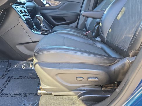 Used 2020 Buick Encore Preferred image 23