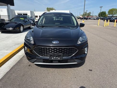 Used 2020 Ford Escape SEL AWD/4WD image 3