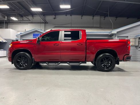 Used 2023 Chevrolet Silverado 1500 RST AWD/4WD image 4