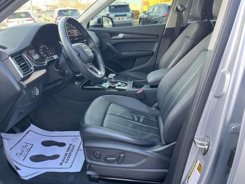 Used 2023 Audi Q5 2.0T Premium w/ Convenience Package image 11