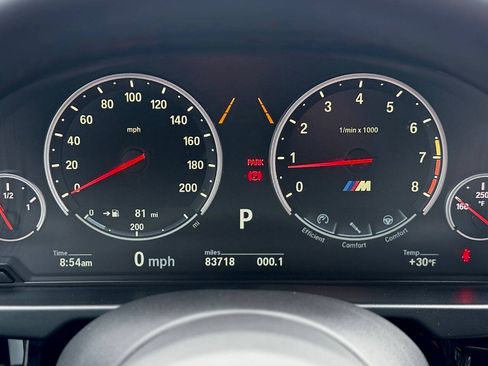 Used 2018 BMW X5 M Base AWD 4dr SUV image 22