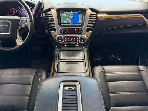 Used 2016 GMC Yukon Denali w/ Open Road Package AWD/4WD image 20