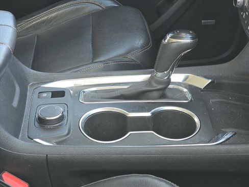 Used 2020 Chevrolet Traverse Premier image 10