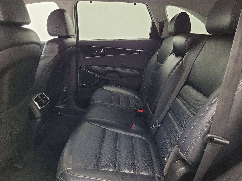 Used 2019 Kia Sorento SX AWD/4WD image 18