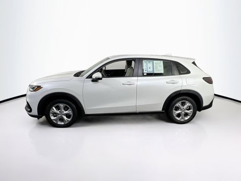 Used 2023 Honda HR-V LX image 8