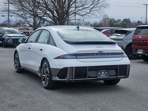New 2025 Hyundai Ioniq 6 SEL image 5