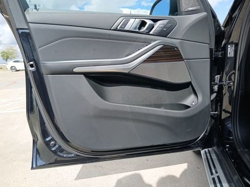 Used 2025 BMW X5 xDrive50e image 20