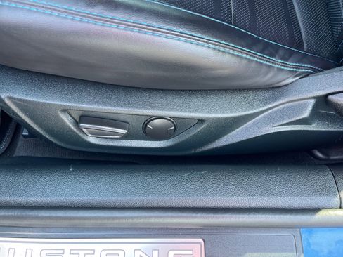 Used 2022 Ford Mustang GT Premium w/ Equipment Group 401A image 9