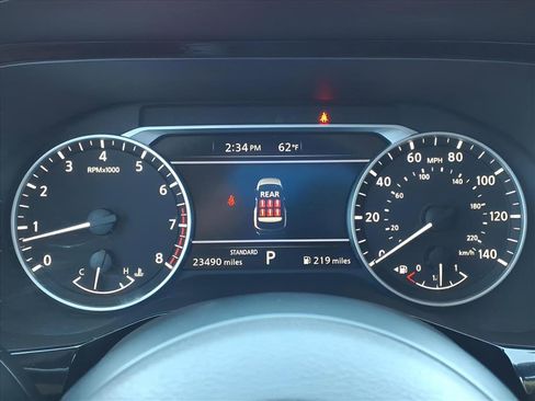 Used 2024 Nissan Pathfinder SV image 27