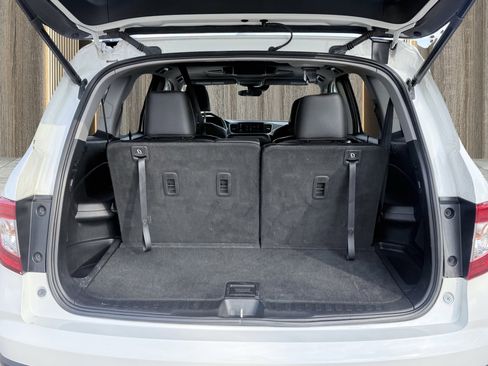 Used 2022 Honda Pilot Touring image 18