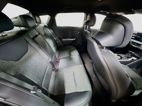 New 2025 Kia K4 GT-Line image 26