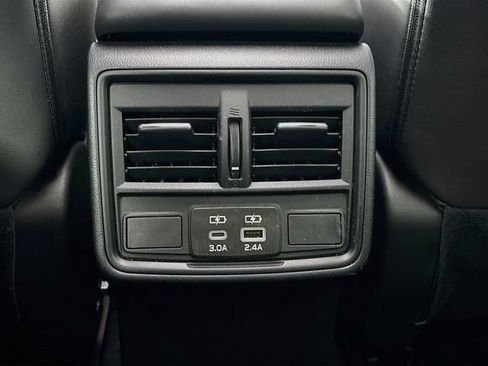 Certified 2025 Subaru Forester Premium AWD/4WD image 27