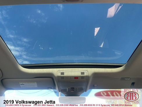 Used 2019 Volkswagen Jetta SEL image 12