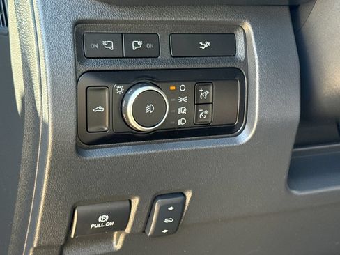 Used 2023 Ford F250 Lariat w/ Tremor Off-Road Package AWD/4WD image 22