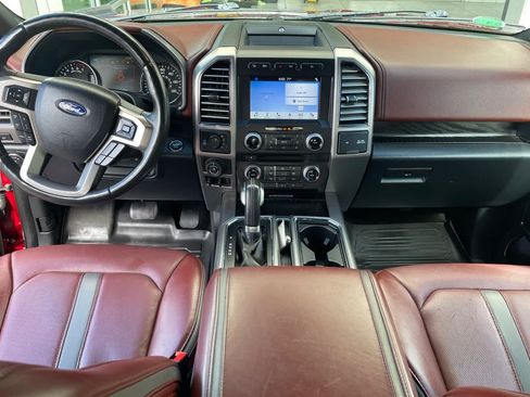 Used 2018 Ford F150 Platinum w/ Equipment Group 701A Luxury AWD/4WD image 11