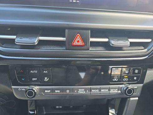 Used 2024 Kia Seltos X-Line AWD/4WD image 28
