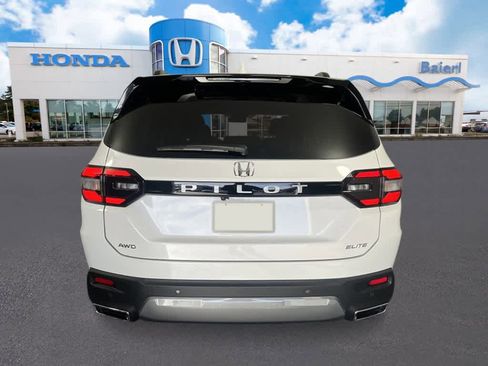 New 2026 Honda Pilot Elite image 4