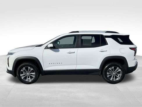 Used 2025 Chevrolet Equinox LT w/ Convenience Package II image 34