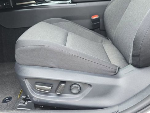 New 2026 Toyota Camry LE FWD image 28