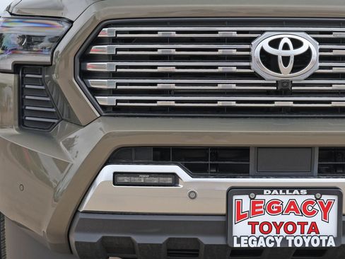 New 2026 Toyota Tacoma Limited AWD/4WD image 11