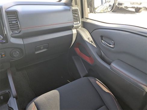 Used 2023 Nissan Frontier Pro-X w/ Tow Package image 17
