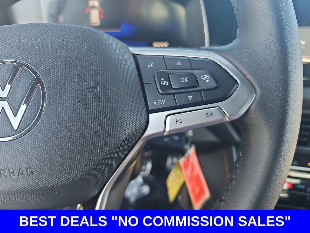 Used 2025 Volkswagen Jetta Sport FWD image 17