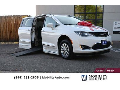 Used 2018 Chrysler Pacifica Touring-L