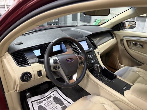 Used 2013 Ford Taurus SEL image 11