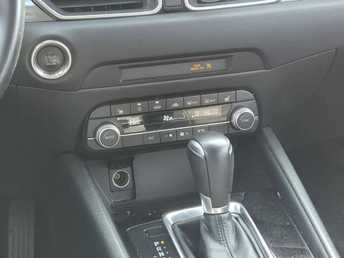 Used 2020 MAZDA CX-5 Touring image 23