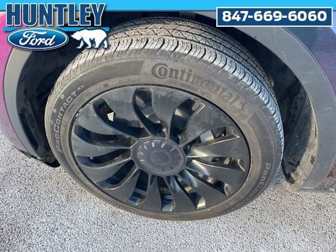 Used 2023 Tesla Model Y Long Range AWD/4WD image 8