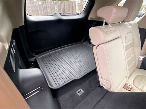 Used 2019 Honda CR-V Touring image 28