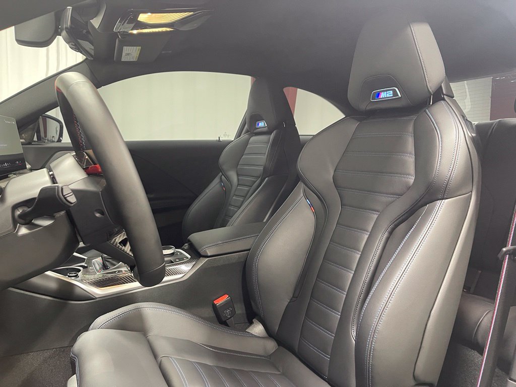 Used 2026 BMW M2 w/ Lighting Package RWD image 22