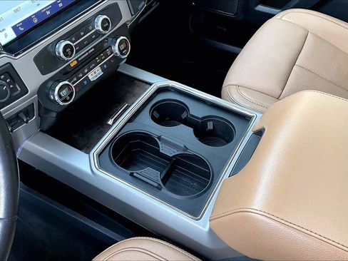 Used 2022 Ford F250 Lariat w/ Tremor Off-Road Package image 19