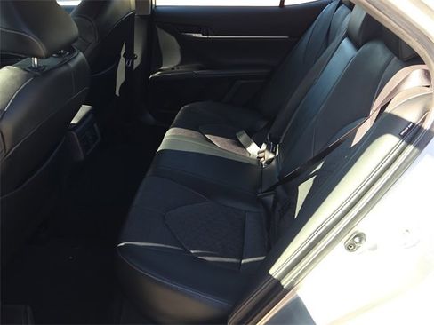 Used 2023 Toyota Camry XSE image 15