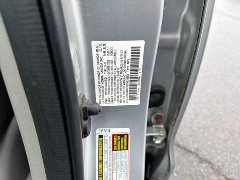 Used 2013 Honda CR-V LX image 32