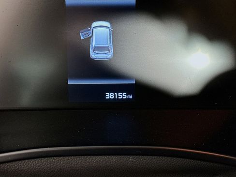 Used 2025 Kia Soul LX w/ LX Technology Package FWD image 19