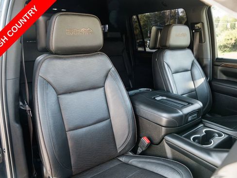 Used 2021 Chevrolet Suburban High Country AWD/4WD image 31