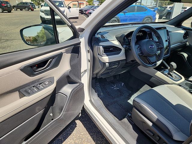 Certified 2025 Subaru Forester Premium AWD/4WD image 13
