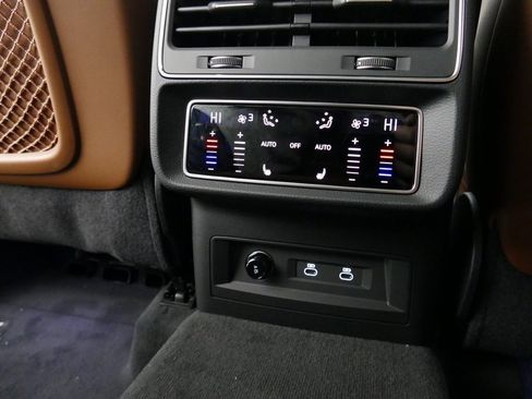 New 2026 Audi Q8 Premium Plus image 27