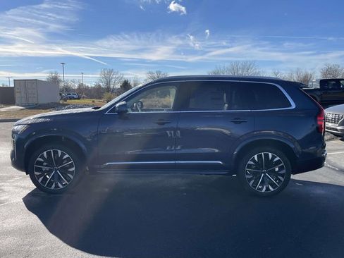 New 2026 Volvo XC90 B6 Ultra w/ Protection Package image 24