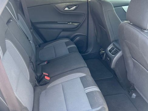 Used 2025 Chevrolet Blazer LT AWD/4WD image 12