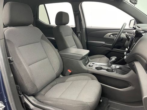 Used 2023 Chevrolet Traverse LT FWD image 33