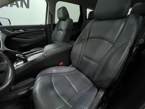 Used 2019 Buick Enclave Premium w/ Experience Buick Package image 15