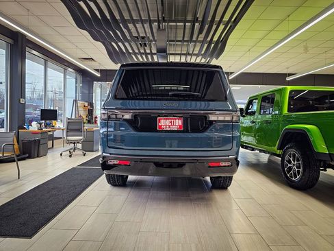 New 2026 Jeep Grand Wagoneer 4WD image 6