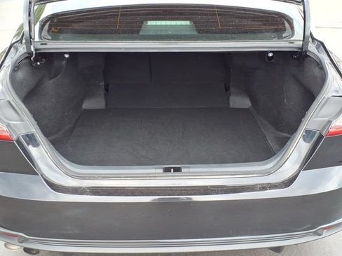 Used 2025 Toyota Camry SE FWD image 8