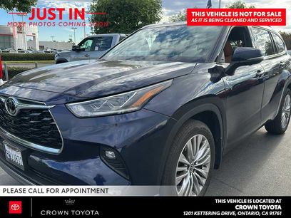 Used 2026 Toyota Highlander Platinum