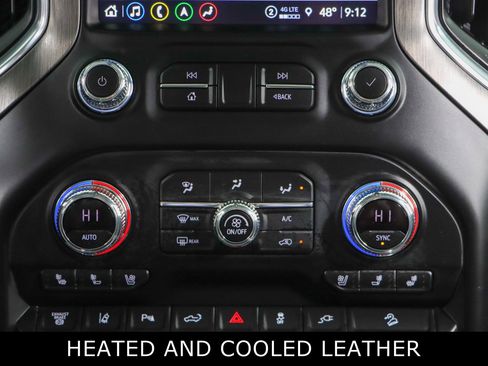 Used 2022 GMC Sierra 2500 Denali w/ Denali Ultimate Package image 21