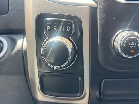 Used 2017 RAM 1500 Classic SLT RWD image 33